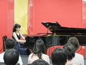 増田祐佳子さん(ピアノ)